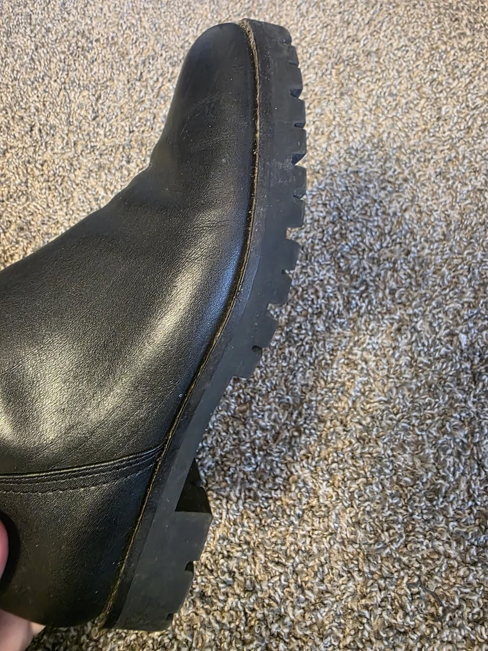 Vince Black Leather Ankle Boots Side Zip Lug Sole Chelsea Booties Women's 7.5